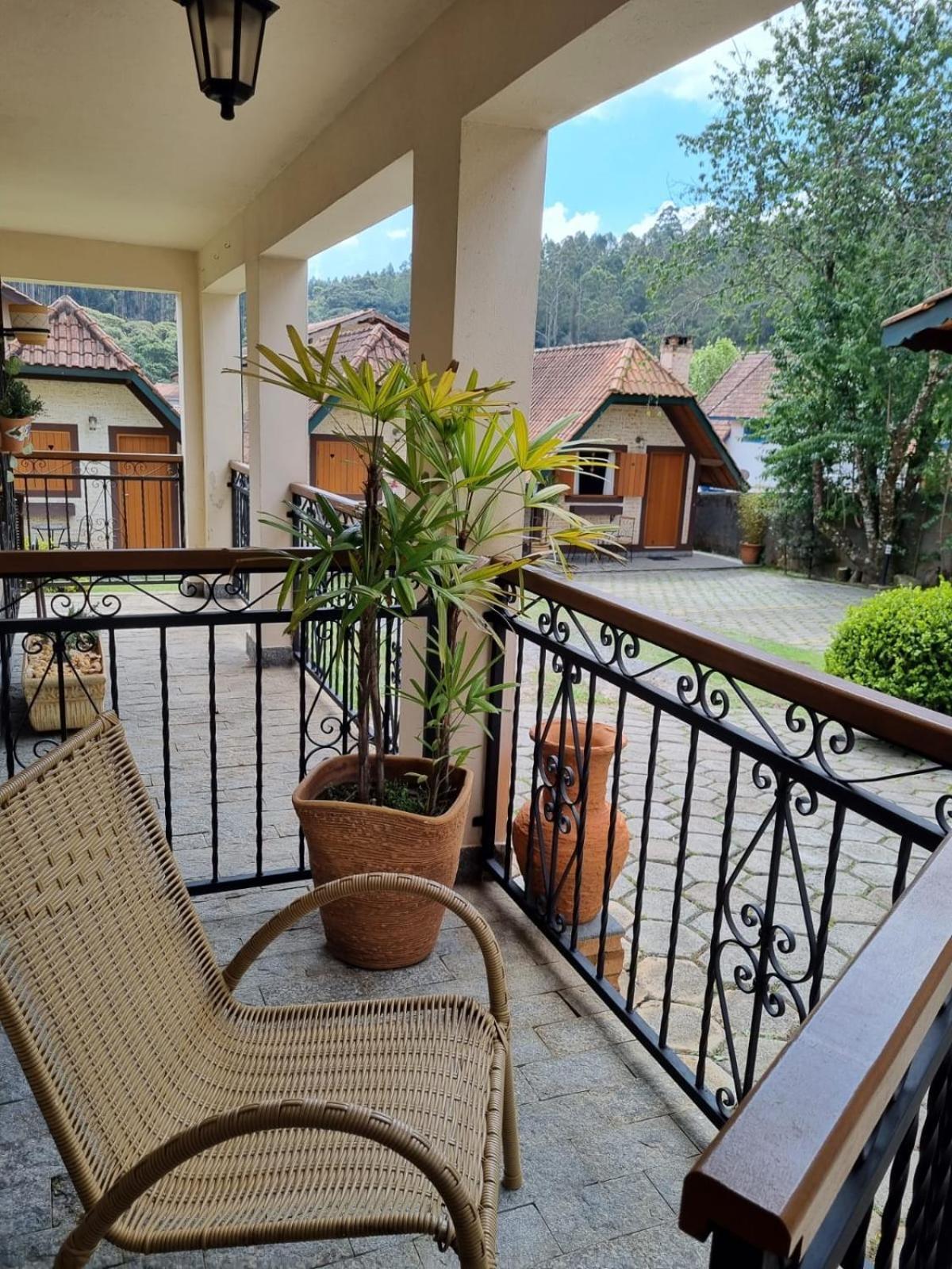 Pousada Vilas Di Espanha Монти-Верди Экстерьер фото