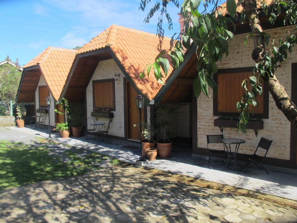 Pousada Vilas Di Espanha Монти-Верди Экстерьер фото
